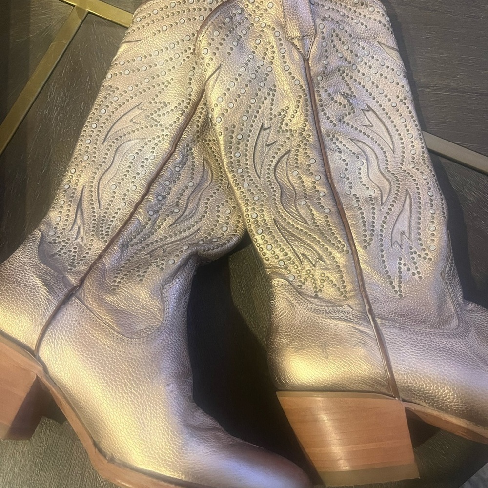 Frye Shelby Studded Western Boot size 10 - Picture 6 of 9
